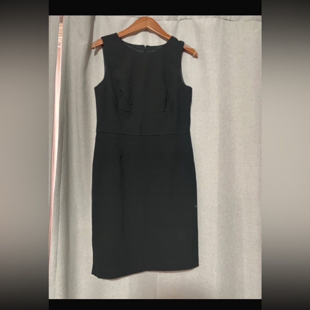Ann Taylor Black Sleeveless Midi Sheath Dress